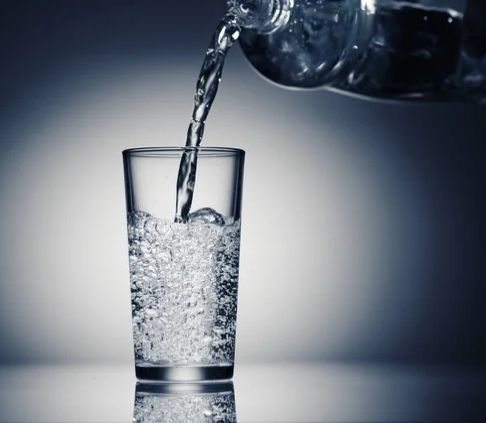 Eau gazéifiée