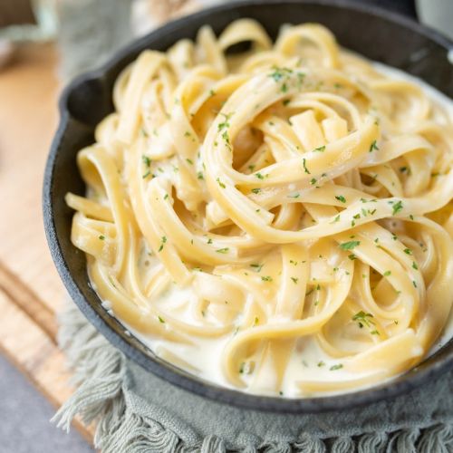 Pâtes à la sauce blanche