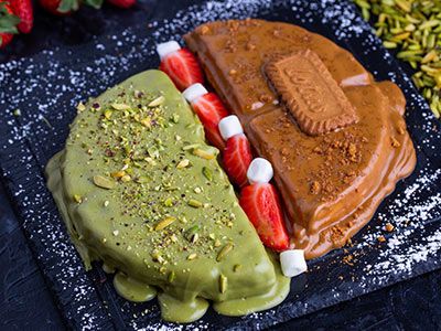 Lotus & pistachio waffle