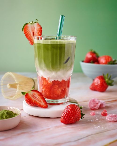 Strawberry matcha