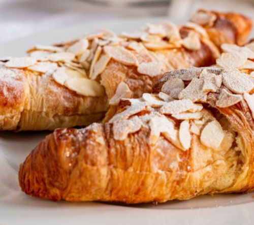Croissant aux amandes