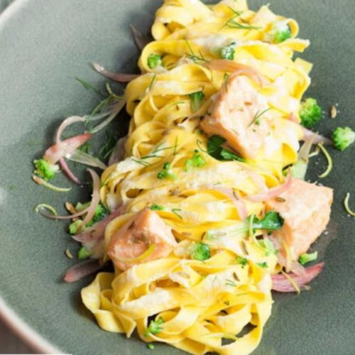 Tagliatelles saumon frais boutargue