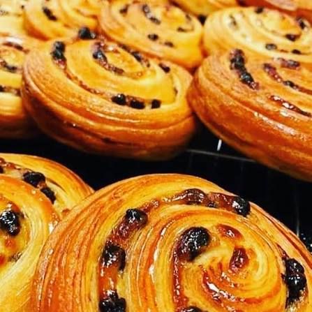 Pain au raisin sec