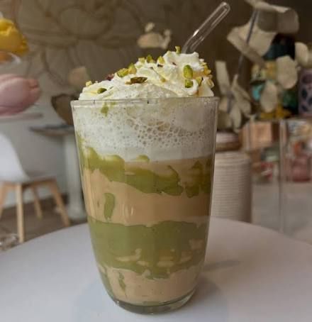 Pistachio latté