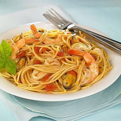 Spaghetti Alfredo aux fruits de mer, sauce rosée