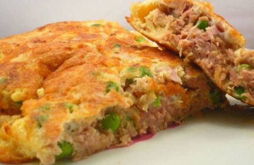 Omelette thon fromage