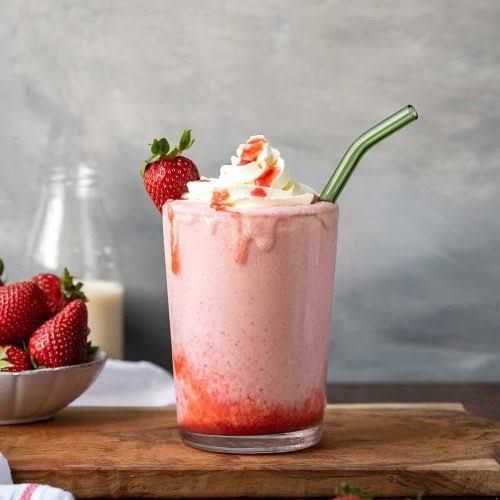 Strawbery crasty shake
