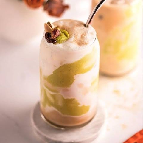 Iced pistachio latte