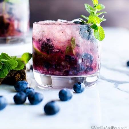 Blueberry mojito