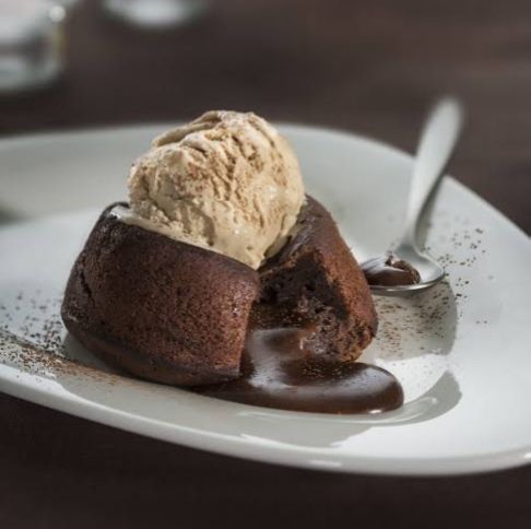 Fondant Chocolat avec sa boule de Glace